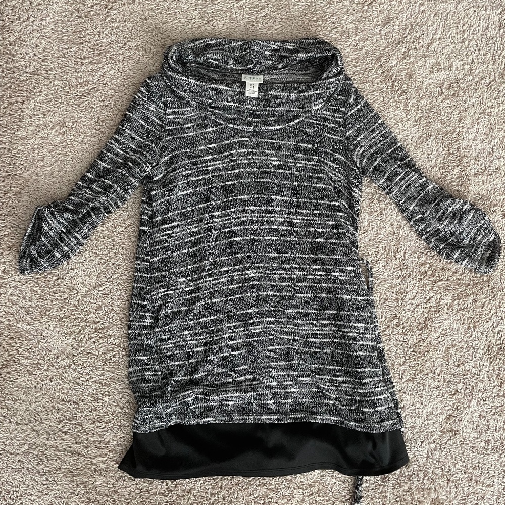 Motherhood Maternity sweater